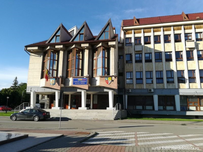 Nouă obiective de investiții vor fi realizate de Consiliul Județean printr-un împrumut bancar