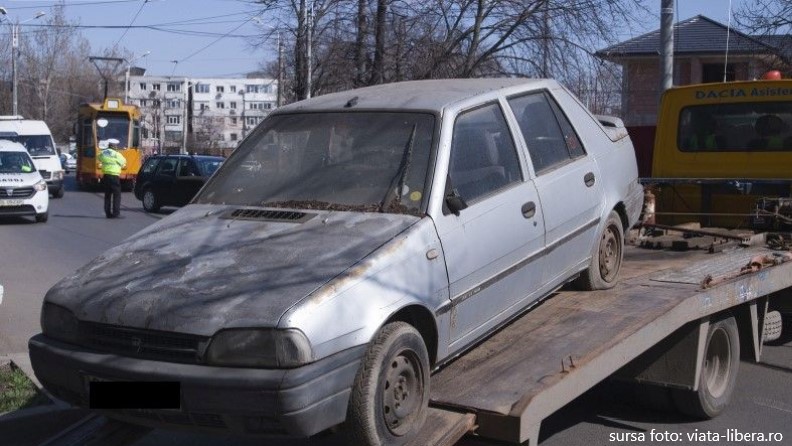 Poliția Locală Oradea continuă acțiunile pentru depistarea mașinilor abandonate prin oraș