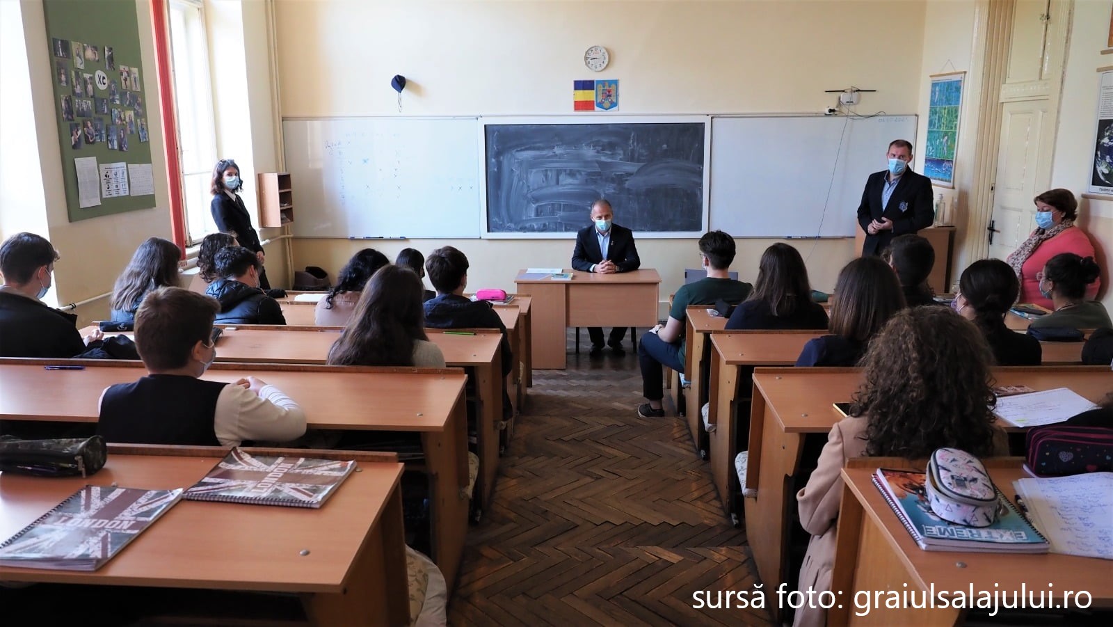 Administrația județeană s-a întâlnit cu profesorii și elevii pentru a discuta despre prevenția sanitară