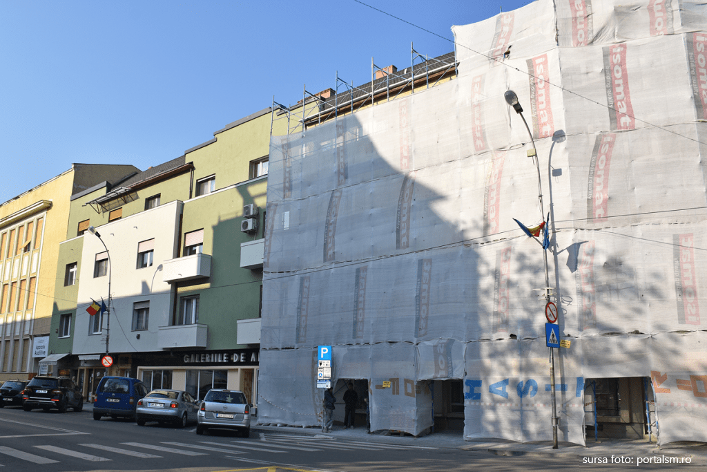 Proprietarii care își reabilitează clădirile degradate vor fi scutiți de plata impozitului cinci ani