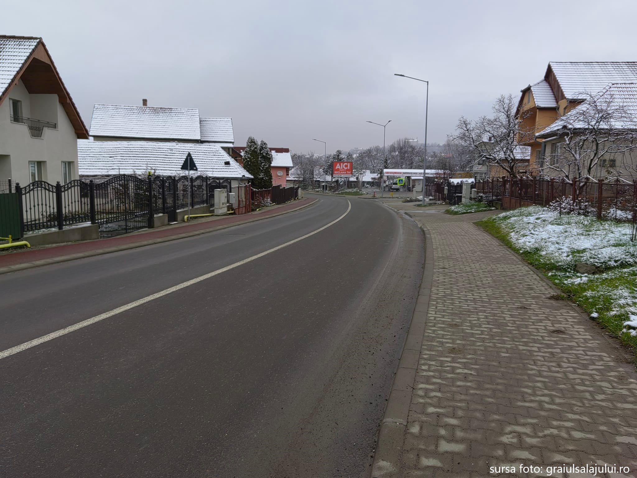 S-au finalizat lucrările pe strada 22 Decembrie din Zalău. A fost realizată recepția