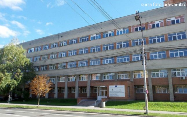 Pacienții de la Spitalul Clinic Județean au primit în dar cozonaci și portocale în ziua de Crăciun