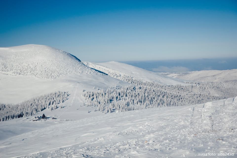 Măsuri pentru eficientizarea deszăpezirii popasurilor montane cerute de Prefectura Maramureș
