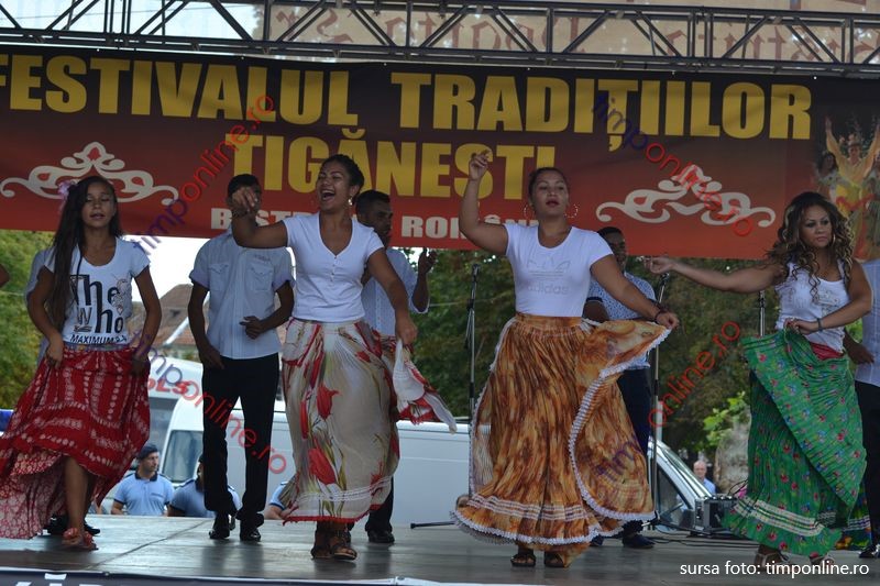 Festivalul tradițiilor țigănești are loc duminică, 15 august, la Muzeul Județean din Bistrița!