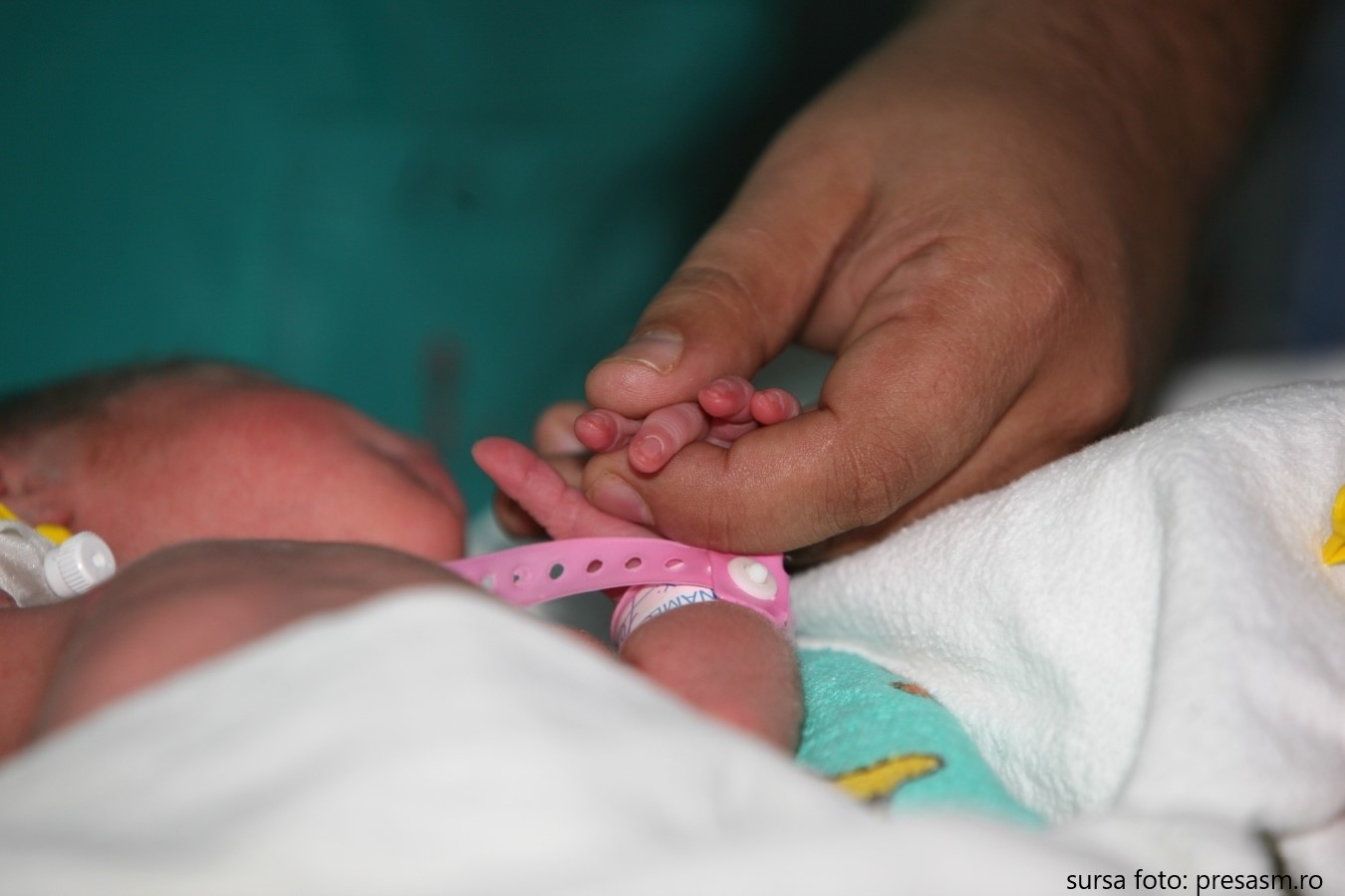 S-a înființat un program prin care se efectuează screeninguri gratuite copiiilor născuți prematur