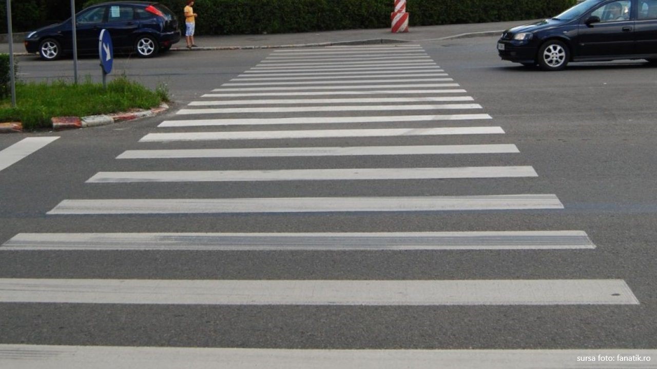 A venit toamna, iar autoritățile județene refac trecerile de pietoni pe drumurile din județul Sălaj